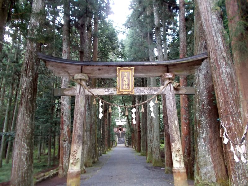 内尾神社　鳥居