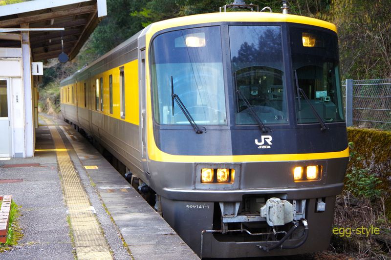 先頭車両 キクヤ141-1 これはトレーラーです 長谷駅にて交換待機中