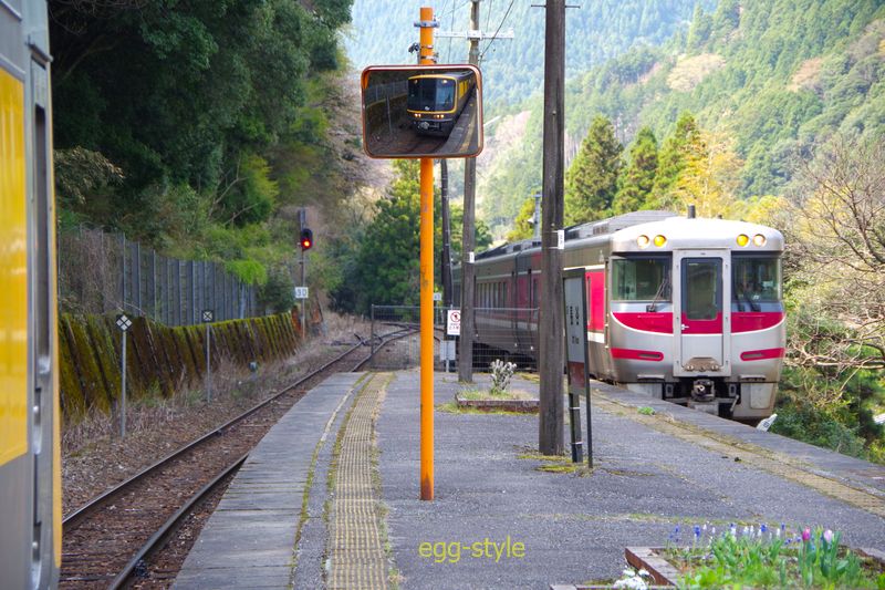 下り はまかぜ1号との列車交換
