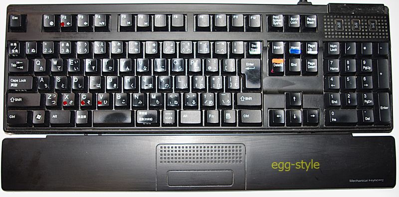 全体は、こんな感じですが、もう少し派手でもよいような気が……