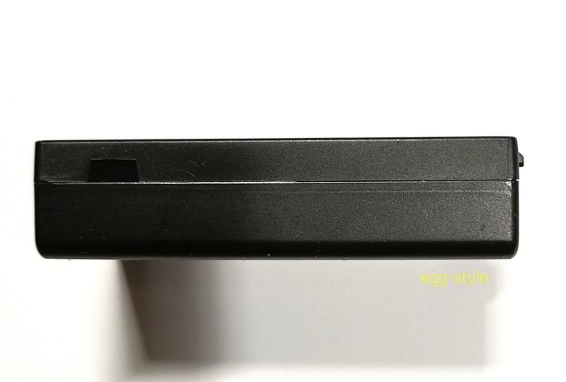 画像ではわかりにくいですが、上面が膨らんでいます。